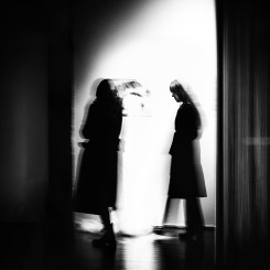 Jeden po drugim przychodz? ...